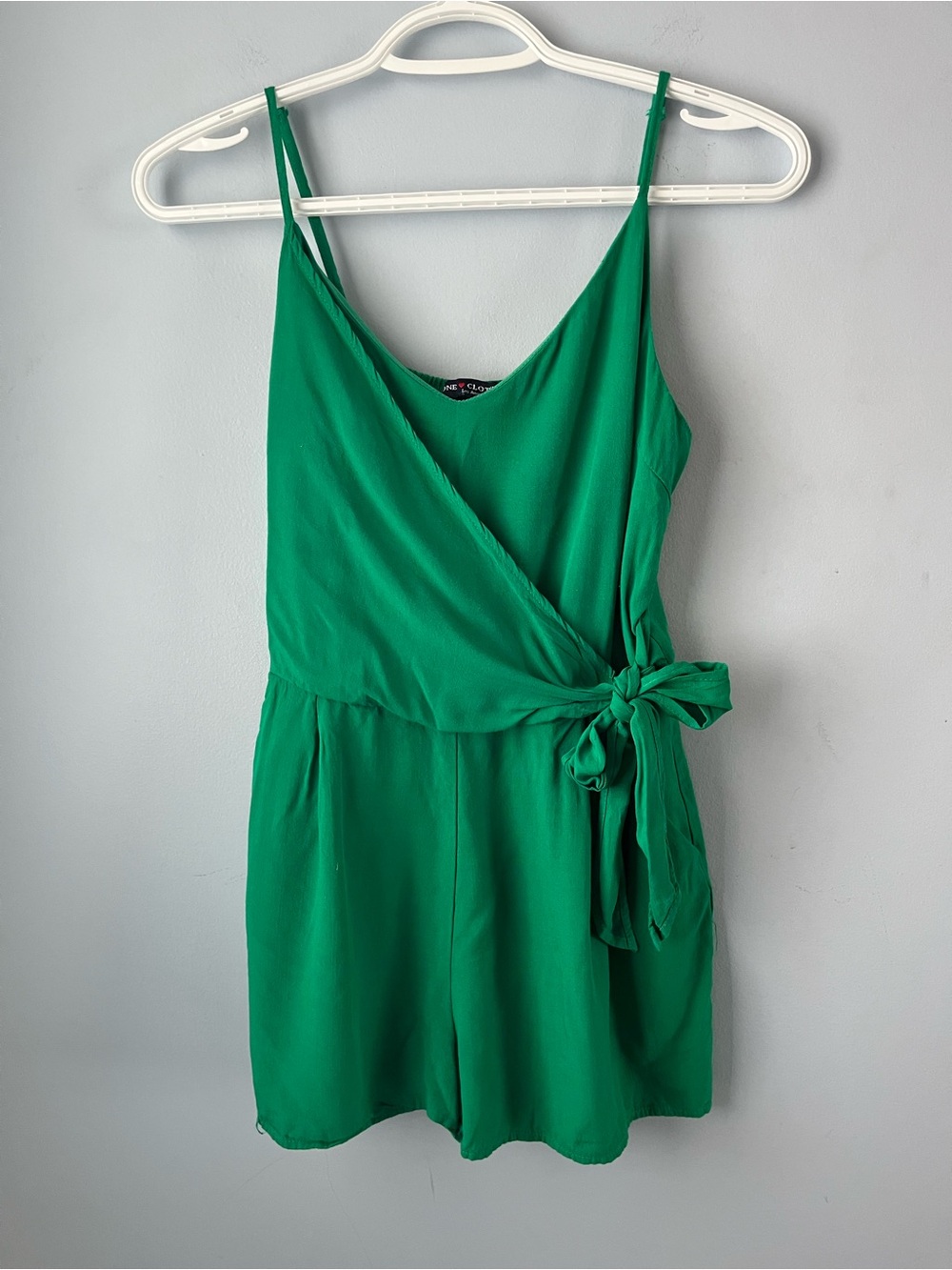 One Clothing LA Kelly Green Wrap-Style Romper Side Tie Adjustable Straps Size S